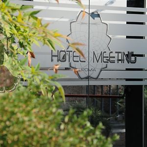 Hotel Meeting